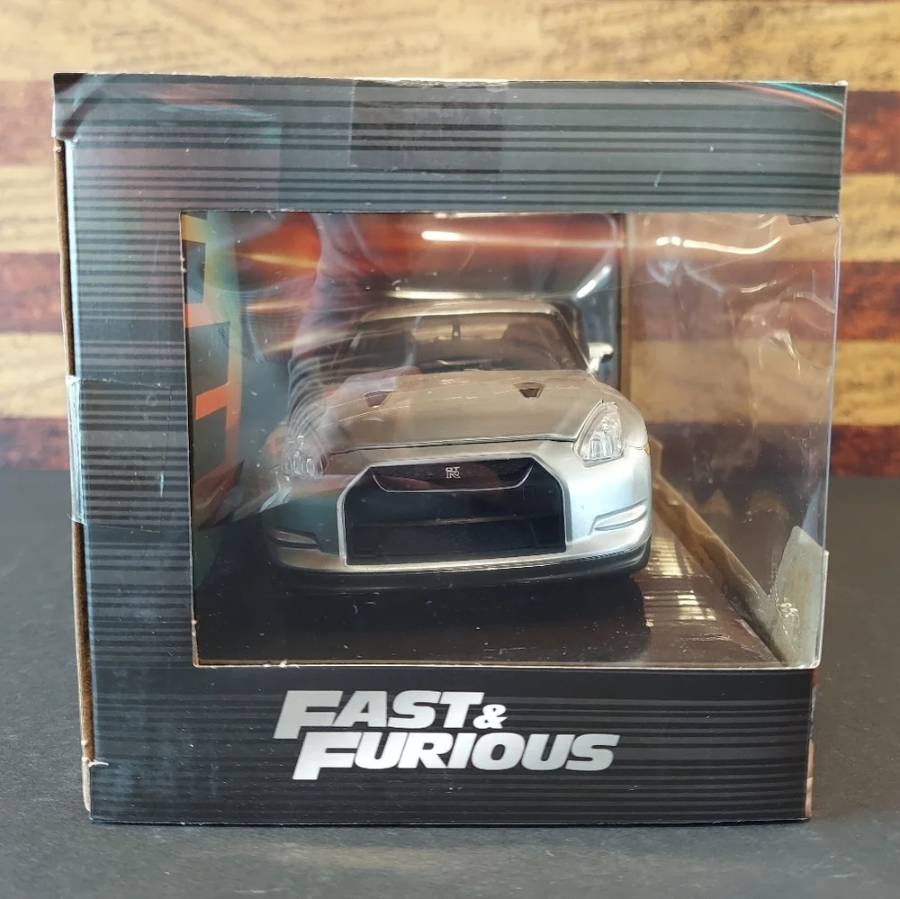 NISSAN GT-R (R35)